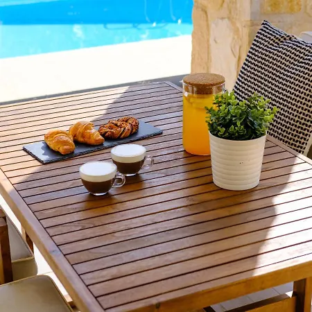 Villa Aphropean 3bed Wprivate Pool *